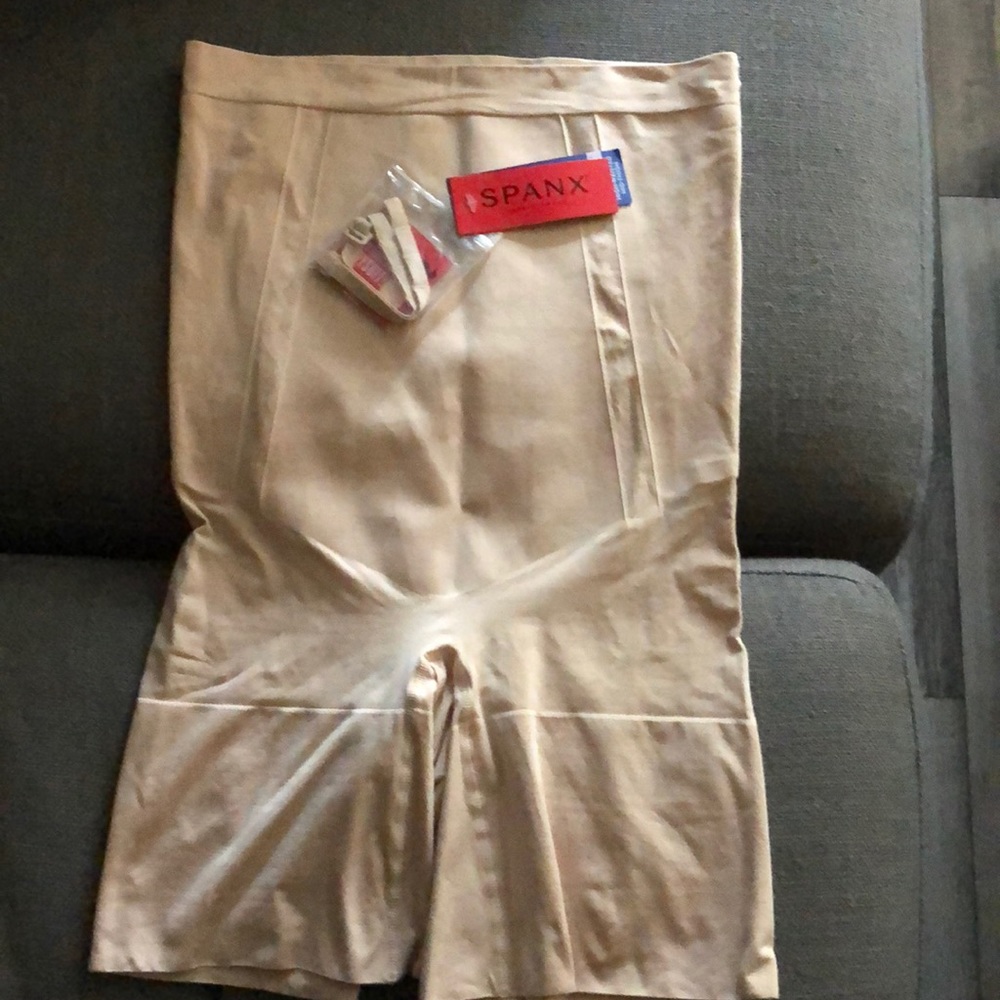 Spank High-Waisted Mid-Thigh size L/G soft nude